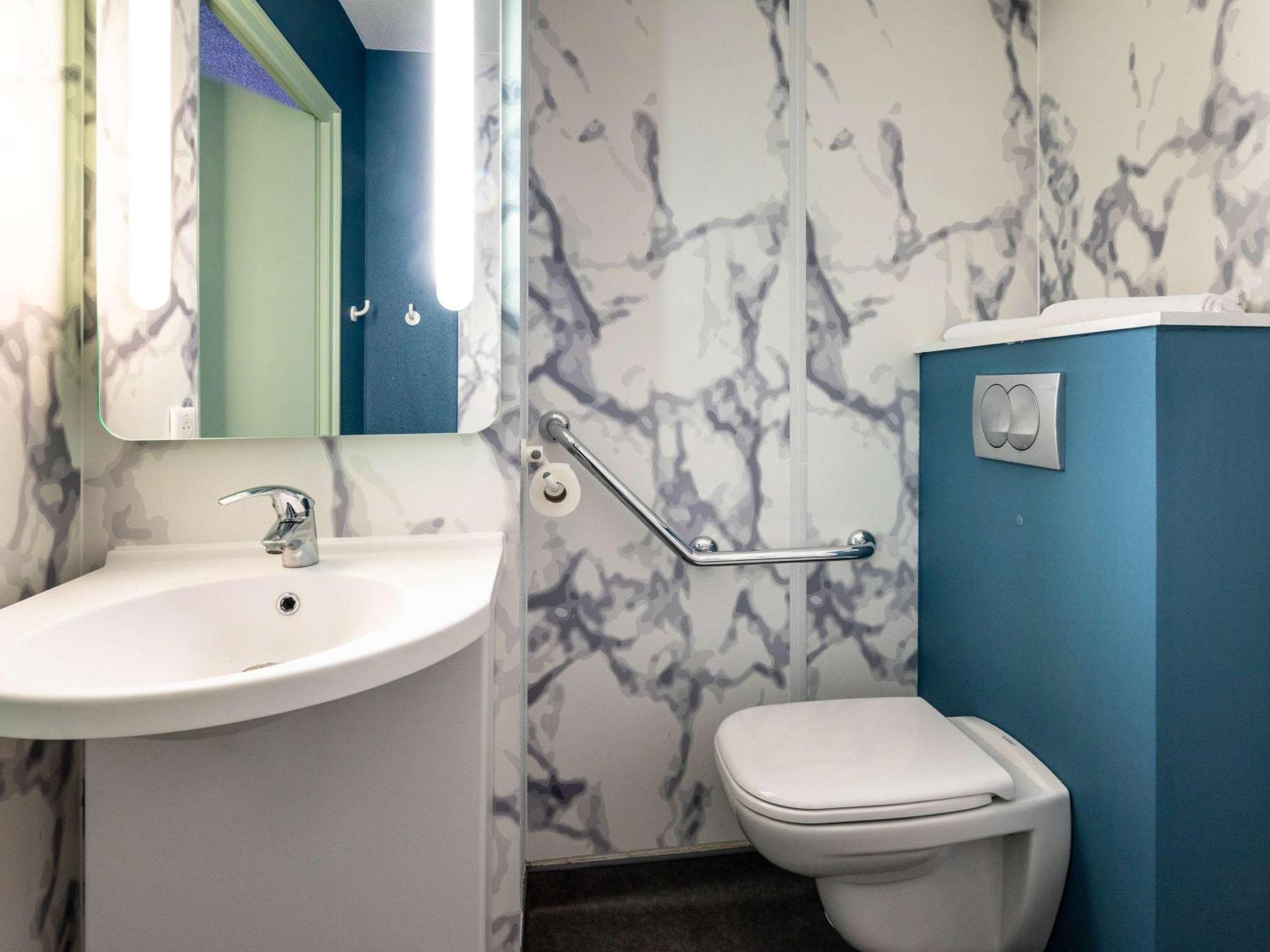 Ibis Budget Saint-Etienne Stade Exterior foto