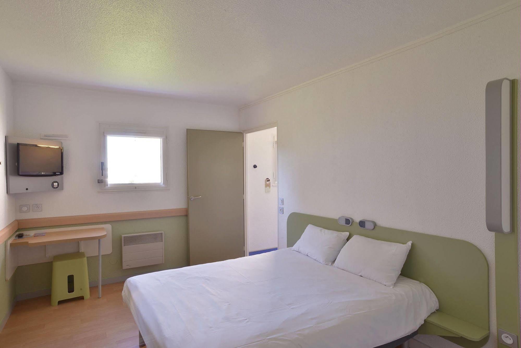 Ibis Budget Saint-Etienne Stade Exterior foto
