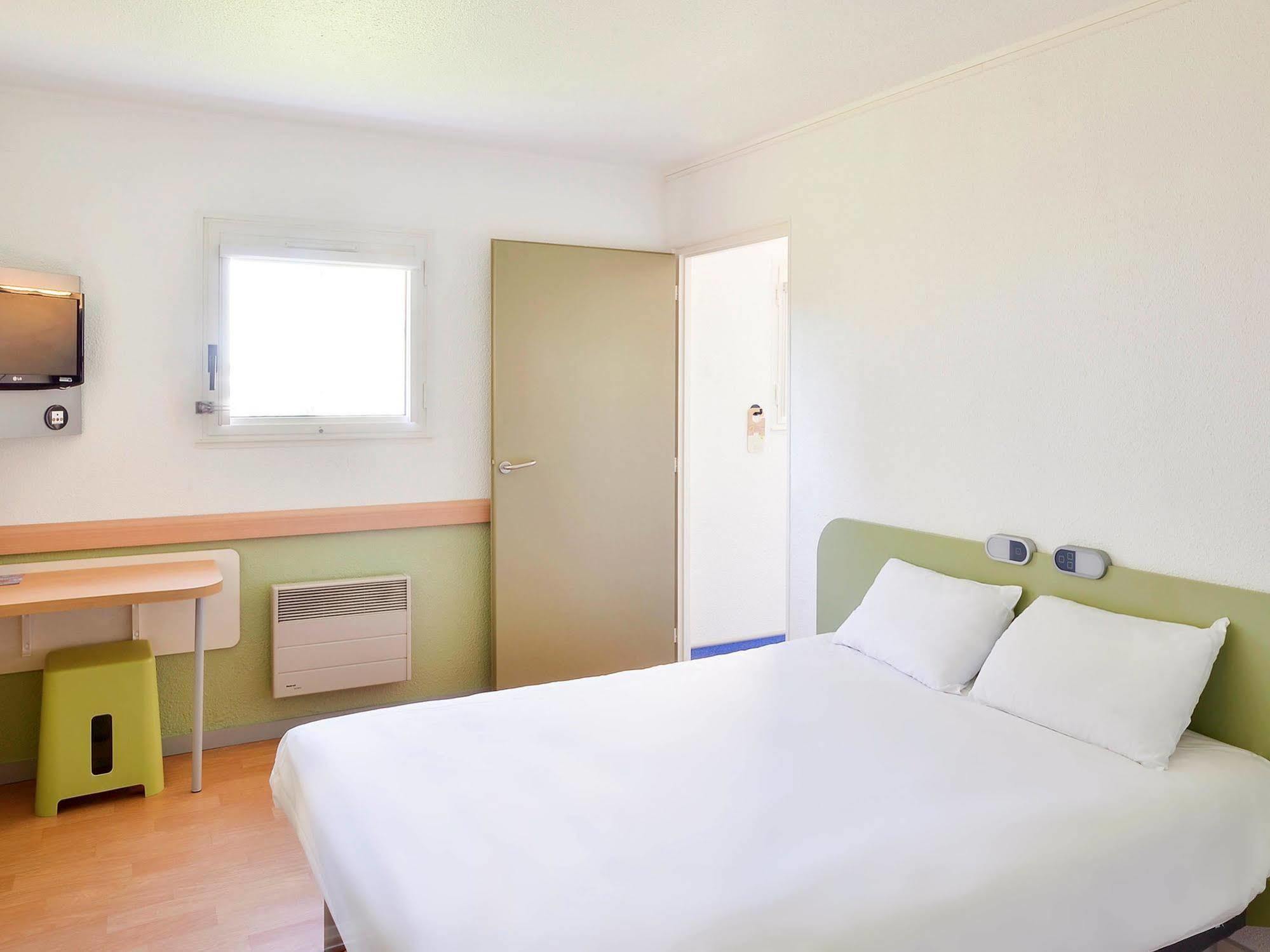 Ibis Budget Saint-Etienne Stade Exterior foto